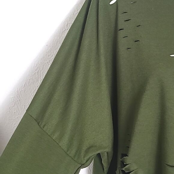 Touch Me Army Green Ripped Crop-top, Longsleeves, Size 2XL - Picture 2 of 8